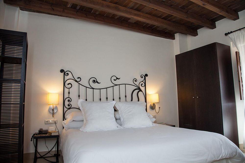 Yit Abentofail Hotel Guadix Bagian luar foto