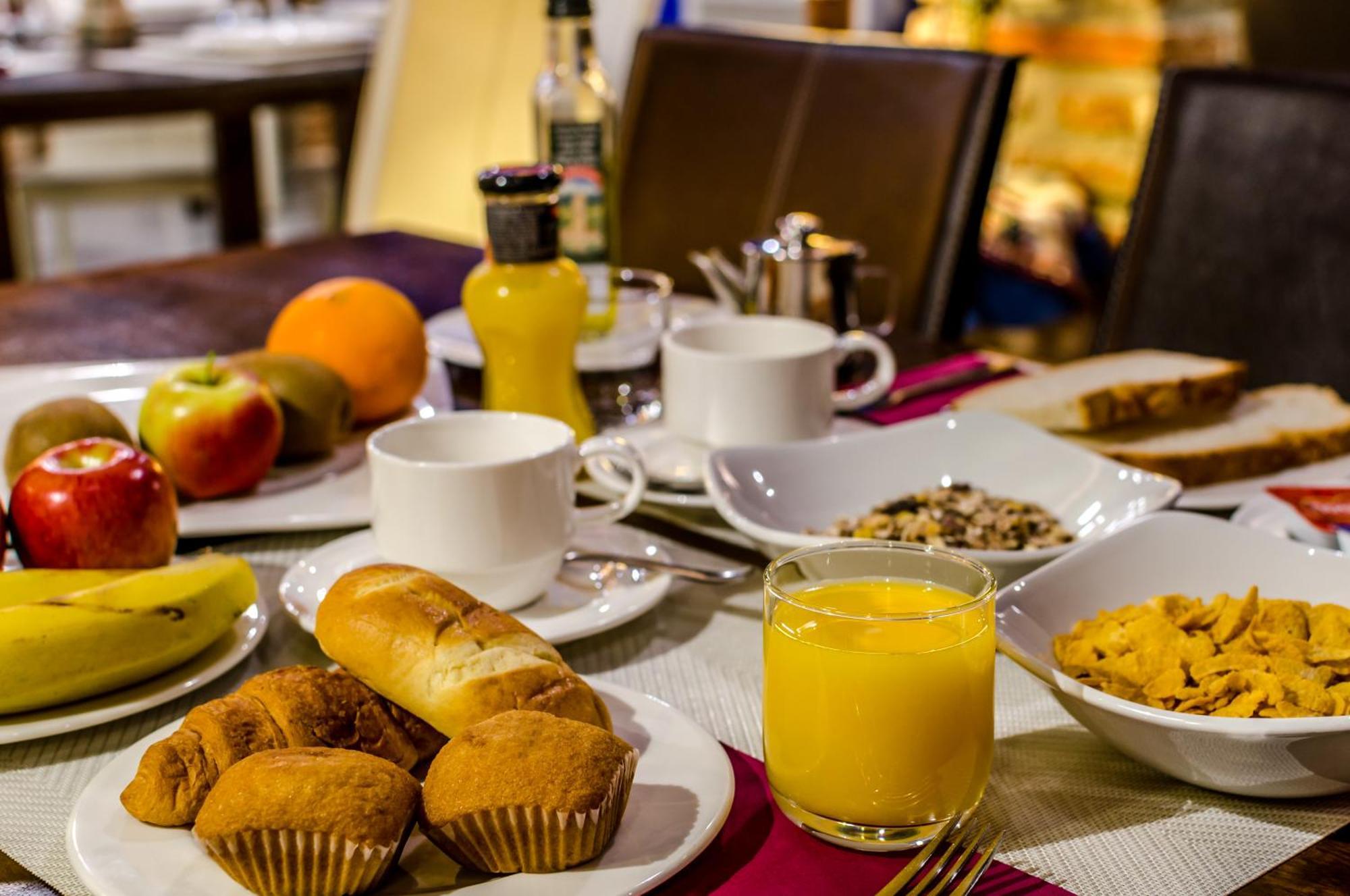 Yit Abentofail Hotel Guadix Bagian luar foto