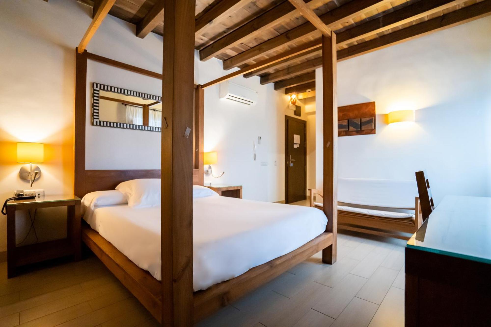 Yit Abentofail Hotel Guadix Bagian luar foto