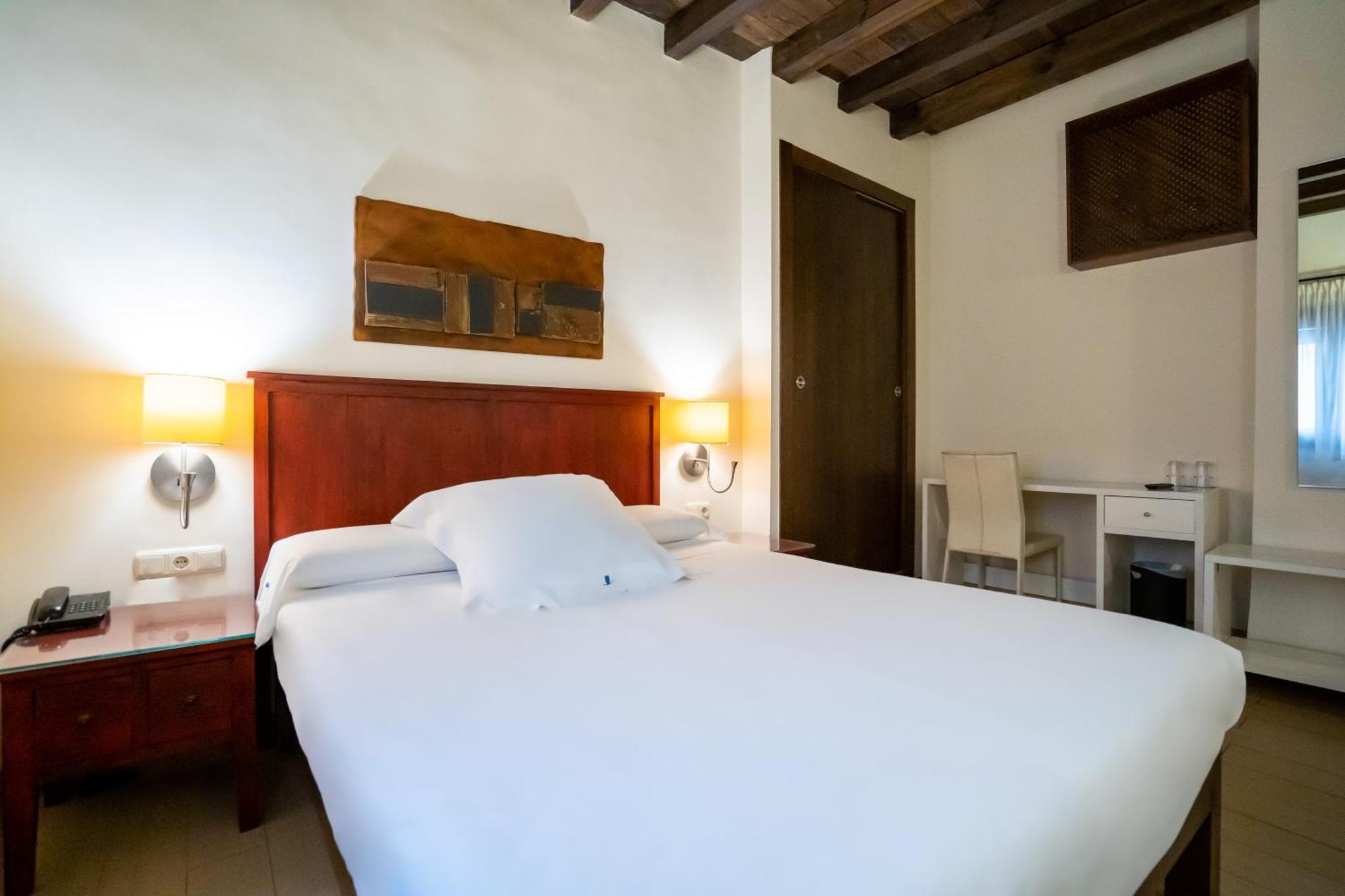 Yit Abentofail Hotel Guadix Bagian luar foto